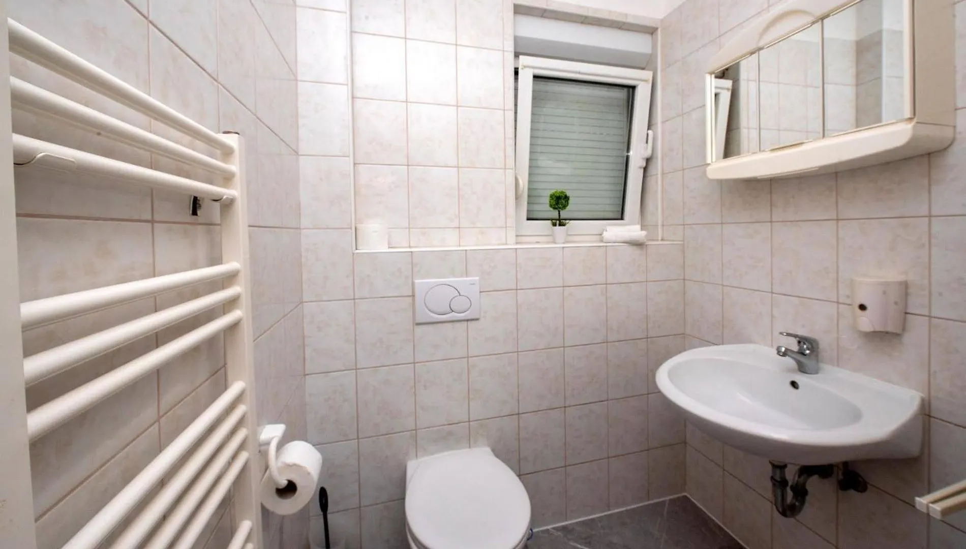 Apartment Apartmani Tomi Ciovo Trogir Croatia