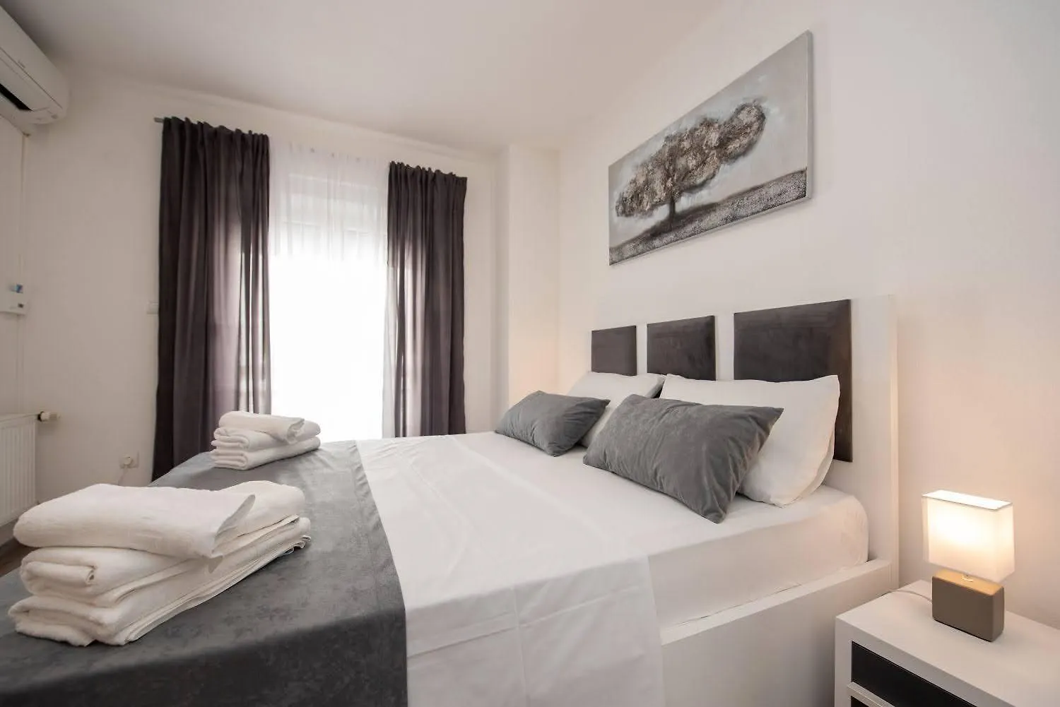 Apartmani Tomi Ciovo Trogir 0*,  Croatia