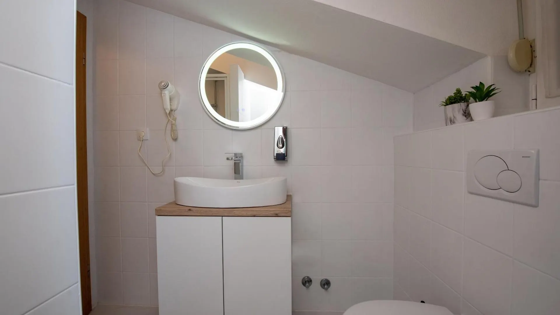 Apartmani Tomi Ciovo Trogir Apartment