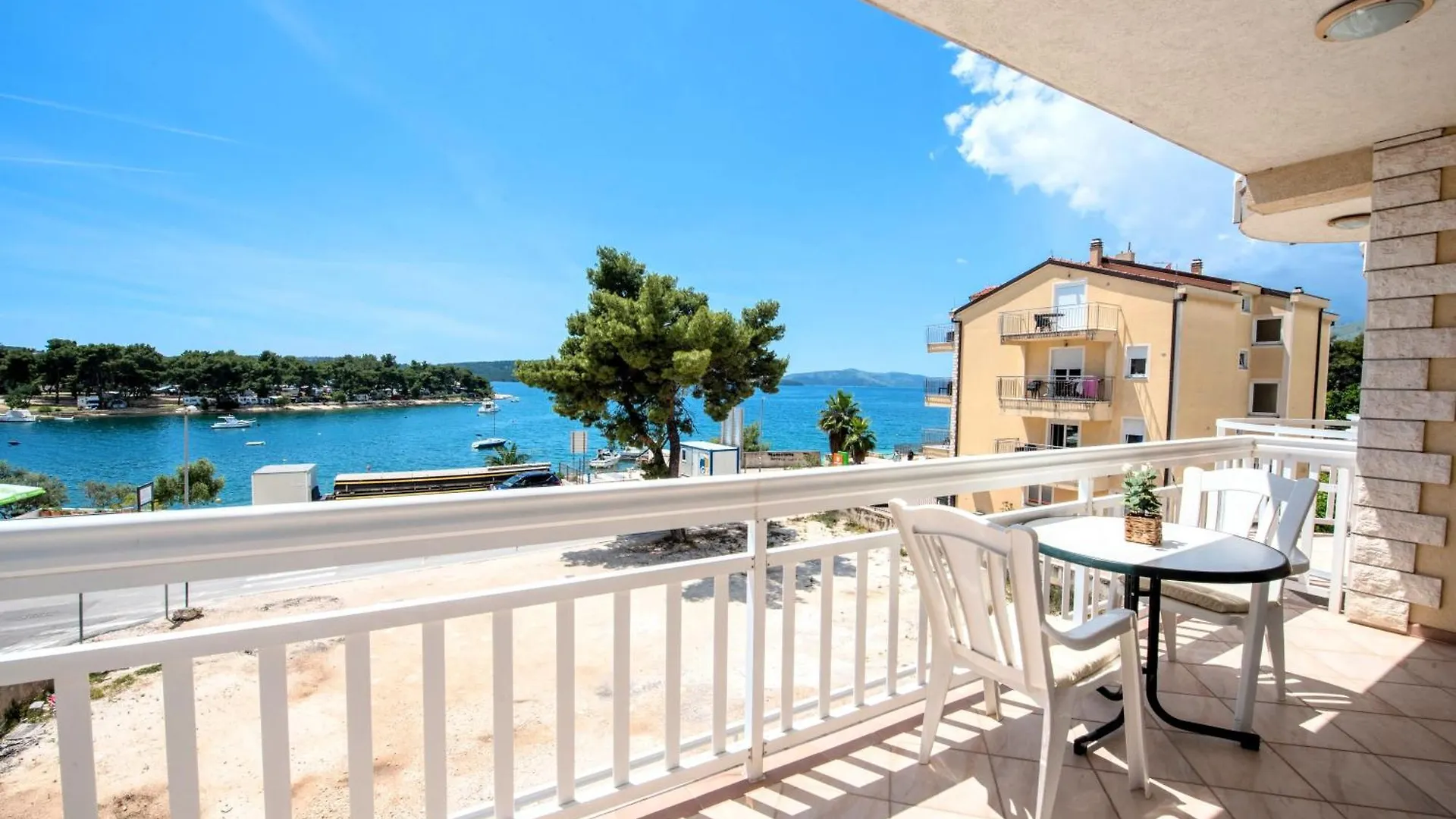Apartment Apartmani Tomi Ciovo Trogir Croatia